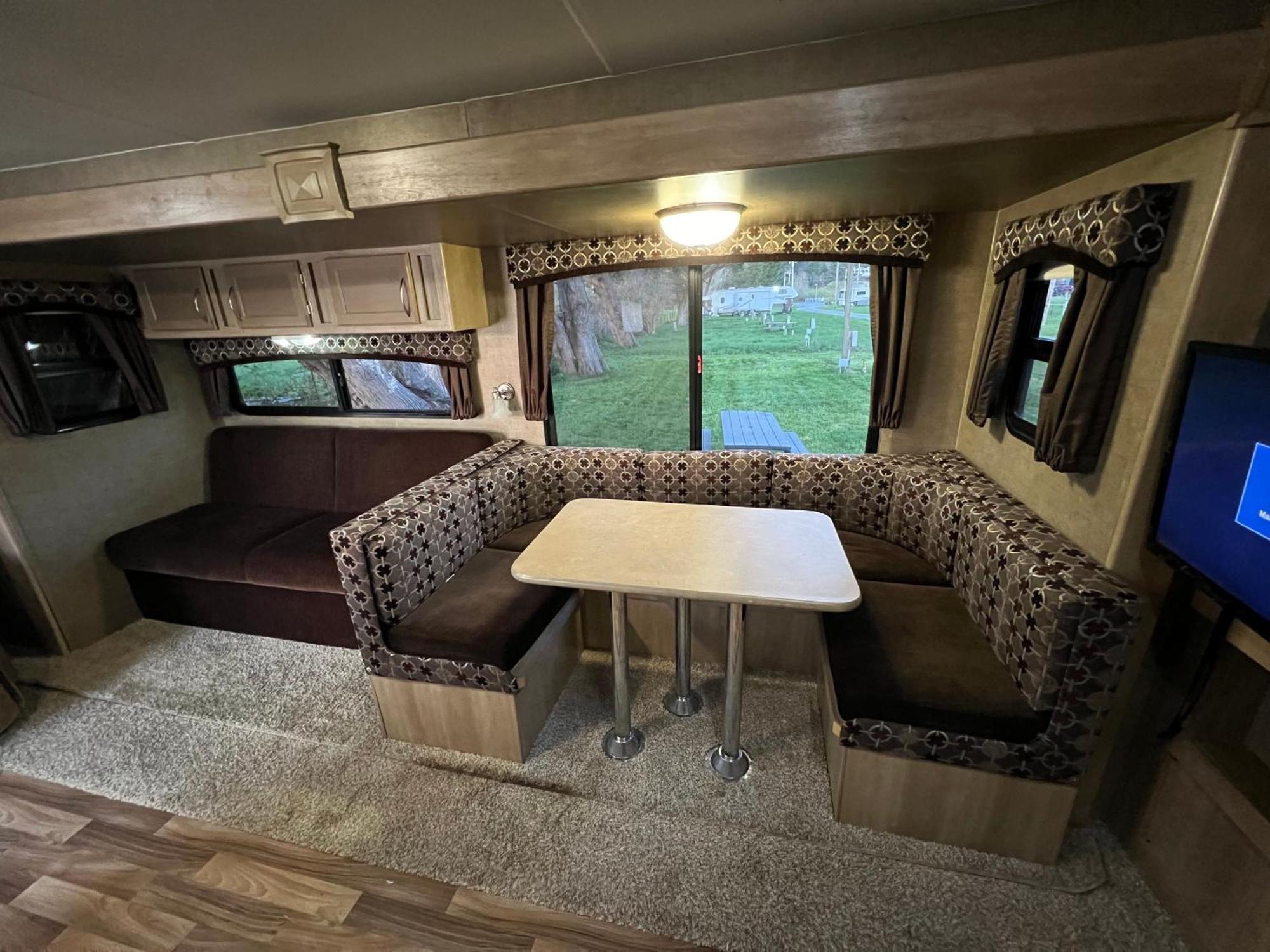 מלון קלמאת' Surfside Glamping Camper מראה חיצוני תמונה